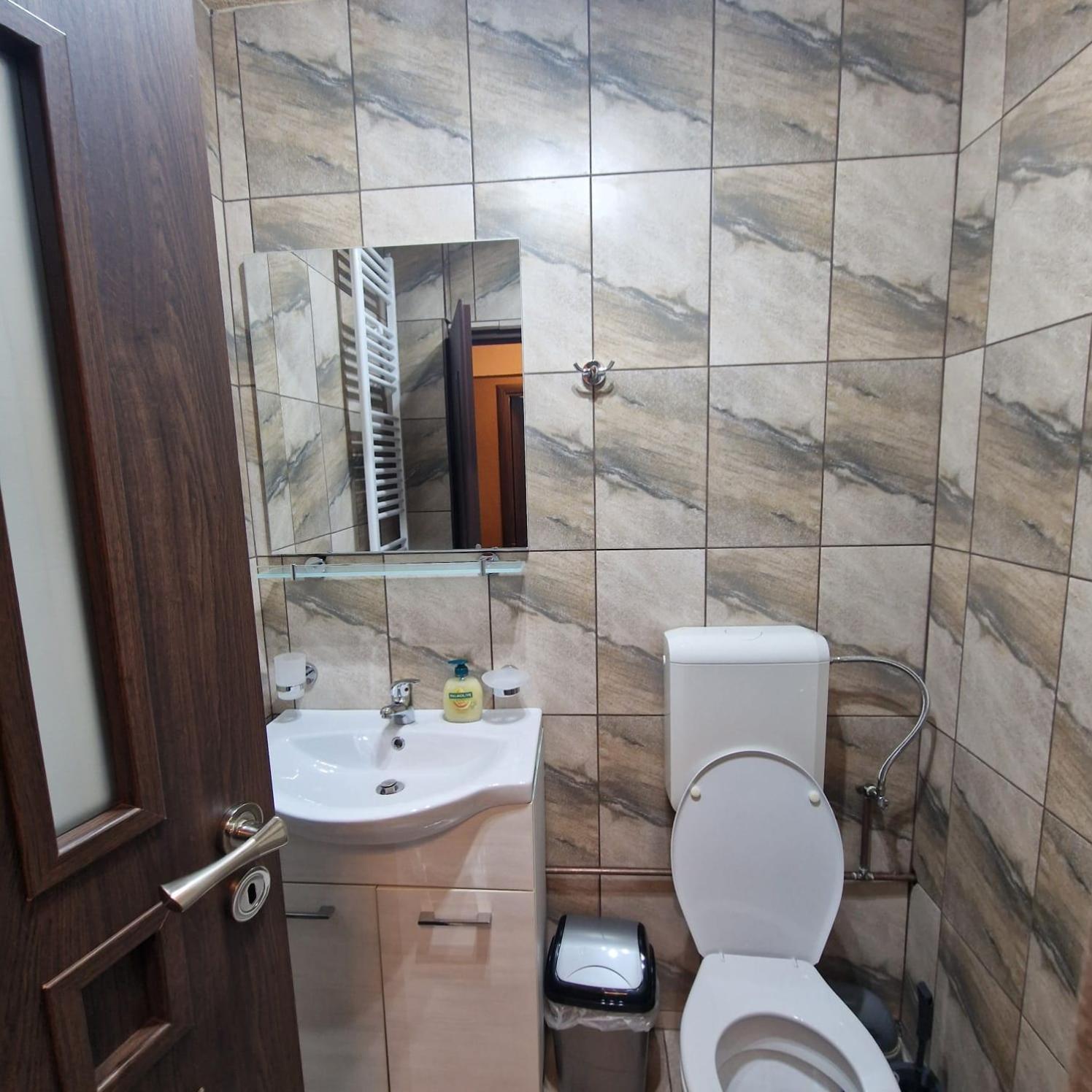 Apartament Iulius 4 คูร์ตา เด อาร์เจช ภายนอก รูปภาพ